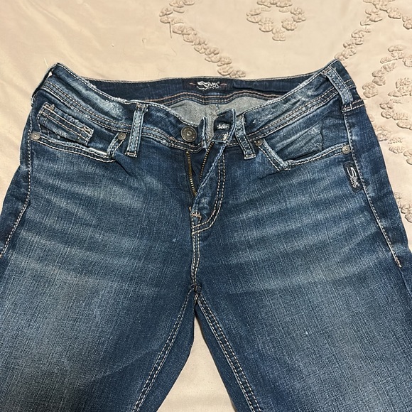 Silver Jeans - Picture 4 of 7